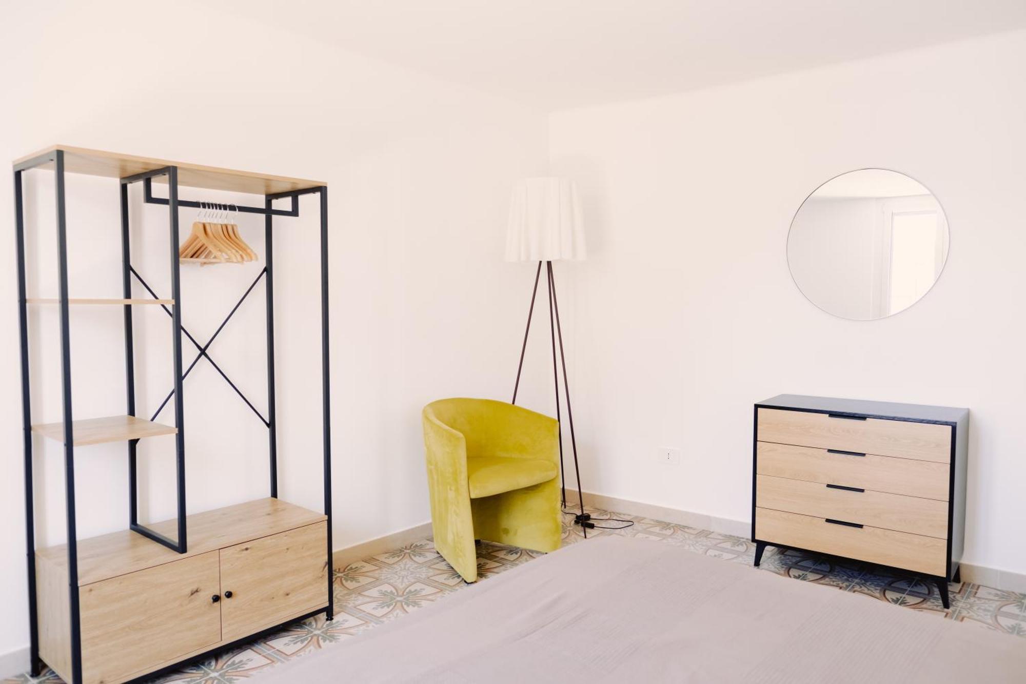 Casa Antonia - Terrace & Suites Bari Bagian luar foto